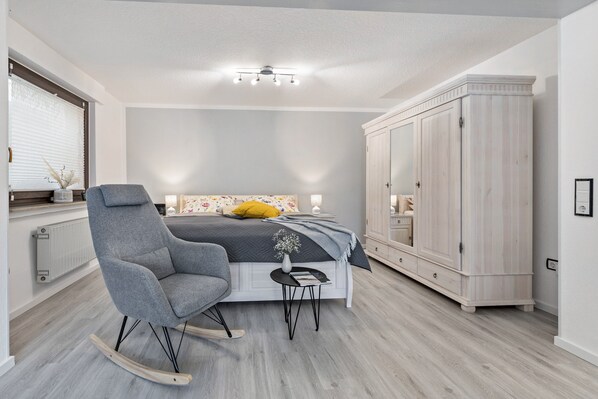 1 soverom, strykejern/-brett, wi-fi (inkludert) og sengetøy