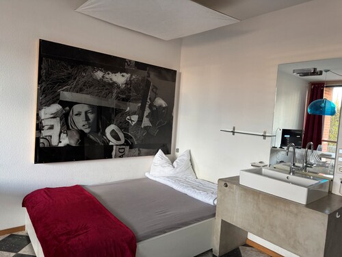 Studio 'Mit Donaublick 4' mit privater Terrasse, privatem Garten und WLAN