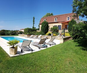 Piscine extérieure
