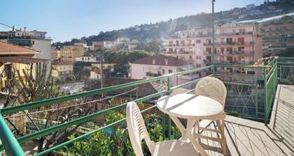 CASA SANREMO TIZIANO Free parking downtown area 15 minutes on foot