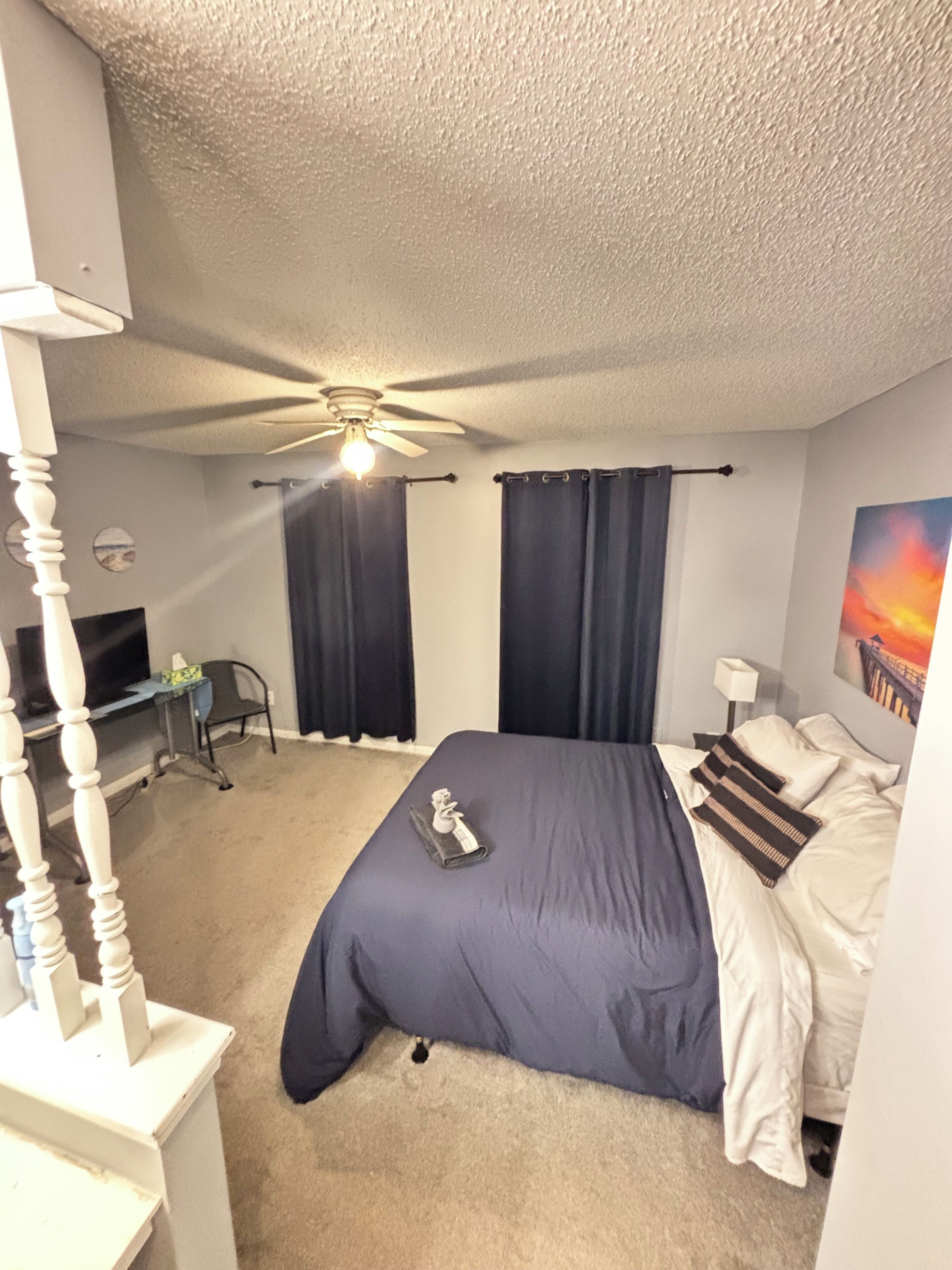 3 makuuhuonetta, silitysrauta/-lauta, ilmainen Wi-Fi, vuodevaatteet