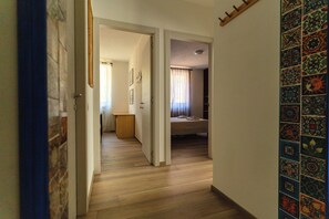 2 bedrooms, bed sheets