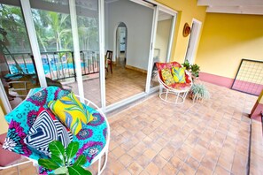 Maison, 4 chambres, accessible aux personnes à mobilité réduite, fumeur | Balcon