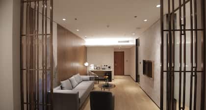 LOTUS BLU HOTEL NAGA