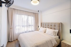 1 bedroom, desk, iron/ironing board, free WiFi - Modern 1-Bedroom in Westlands | AC • Pool • Gym • PS4 (Nairobi)