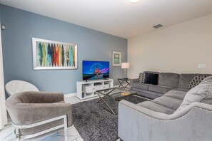 Smart TV, video games