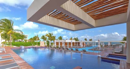 Relaxing Getaway | Rooftop Jacuzzi | Sea Views