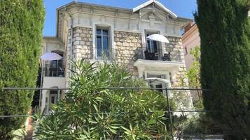 Façade de lâhĂ©bergement