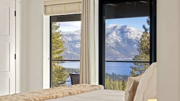 3 bedrooms, travel crib, free WiFi, bed sheets