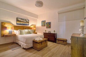 2 bedrooms, iron/ironing board, free WiFi, bed sheets - Spacious Beachfront| 150M2| Full Kitchen w/ View (Juan Dolio)