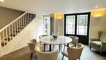 Rumah | Tempat makan