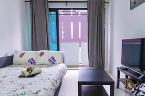 1 chambre, fer et planche à repasser, Wi-Fi, draps fournis