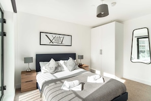 1 quarto, ferros/tábuas de passar roupa, Wi-Fi, roupa de cama