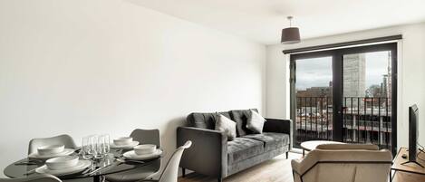 Téléviseur, bureau