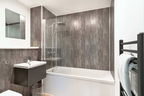 Shower, free toiletries, hair dryer, towels