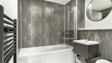 Shower, free toiletries, hair dryer, towels