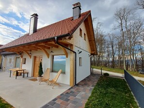 Front of property - Vineyard cottage Kraljevi kotiček (Trebnje)
