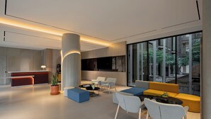 Lobby - Fulmar Pasteur (Bandung)