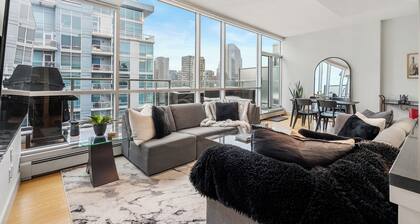 Two Story Penthouse 2BR w AC Stampede & BMO