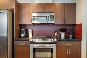 Fridge, microwave, oven, stovetop