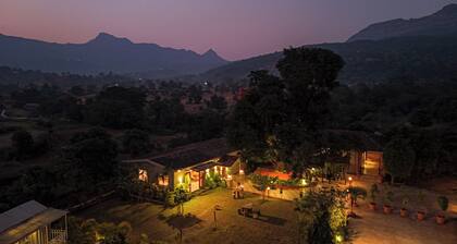 Vanah Villa And Resort