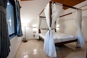 Quarto premium | Escrivaninha, Wi-Fi de cortesia