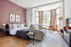 Iron/ironing board, free WiFi, bed sheets - Blueground | Vršovice, near park & peaceful area (PRG-6) (Prague)