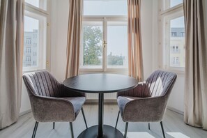 Dining - Blueground | Vršovice, furnished, dining area (PRG-13) (Prague)