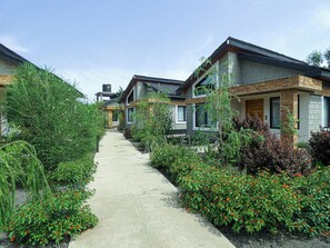 Property grounds - RITZY ARCADIA COTTAGES (Arusha)