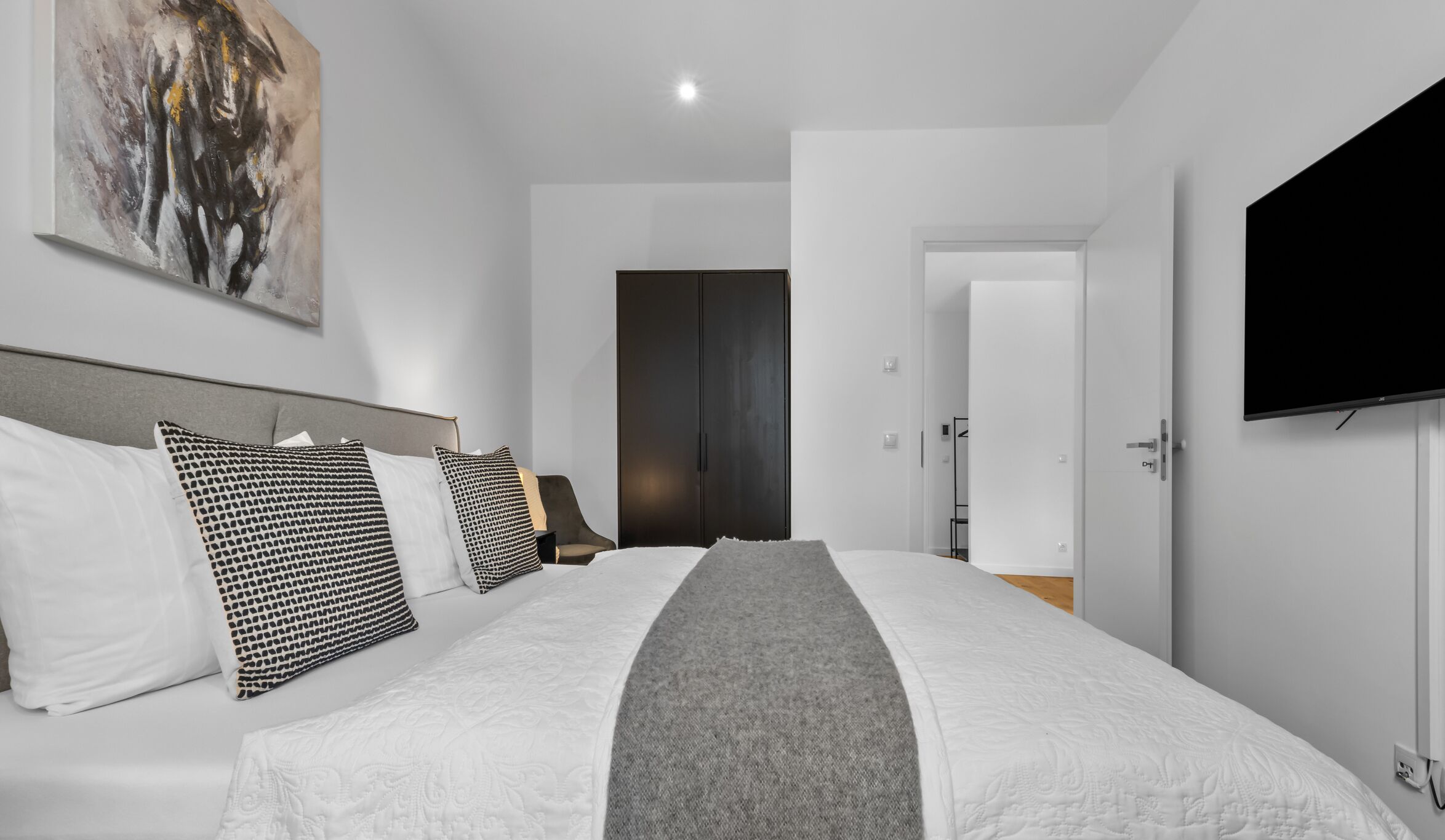 2 Schlafzimmer, Reisekinderbett, kostenloses WLAN, Bettwäsche