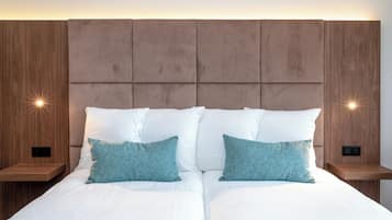 Chambre Deluxe Double ou avec lits jumeaux, balcon, vue parc | Wi-Fi gratuit