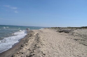 Solsenger og strandhåndklær