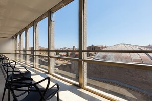 Appartement, uitzicht op de stad | Terras