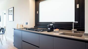 Exclusive Apartment | Private kitchen | Full-size fridge, microwave, oven, stovetop