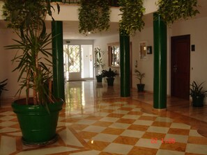 Interior - Milenium Palace- garage included- Swimming pool- FIBES (Sevilla)