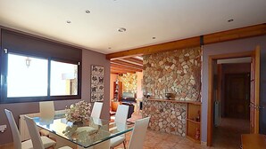 Dining - Villa for 8 pers. with private pool in Lloret de Mar (Lloret de Mar)