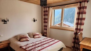 Room - 3-room chalet with WIFI, parking and terrace in Châtel (Châtel)