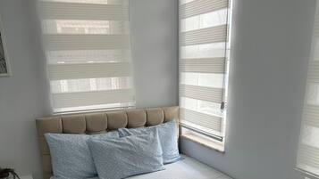 Appartement Classique, balcon | Espace de travail pour ordinateur portable, Wi-Fi gratuit, draps fournis