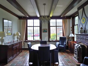 In-room dining - B&B Catharinenburg (Melissant)