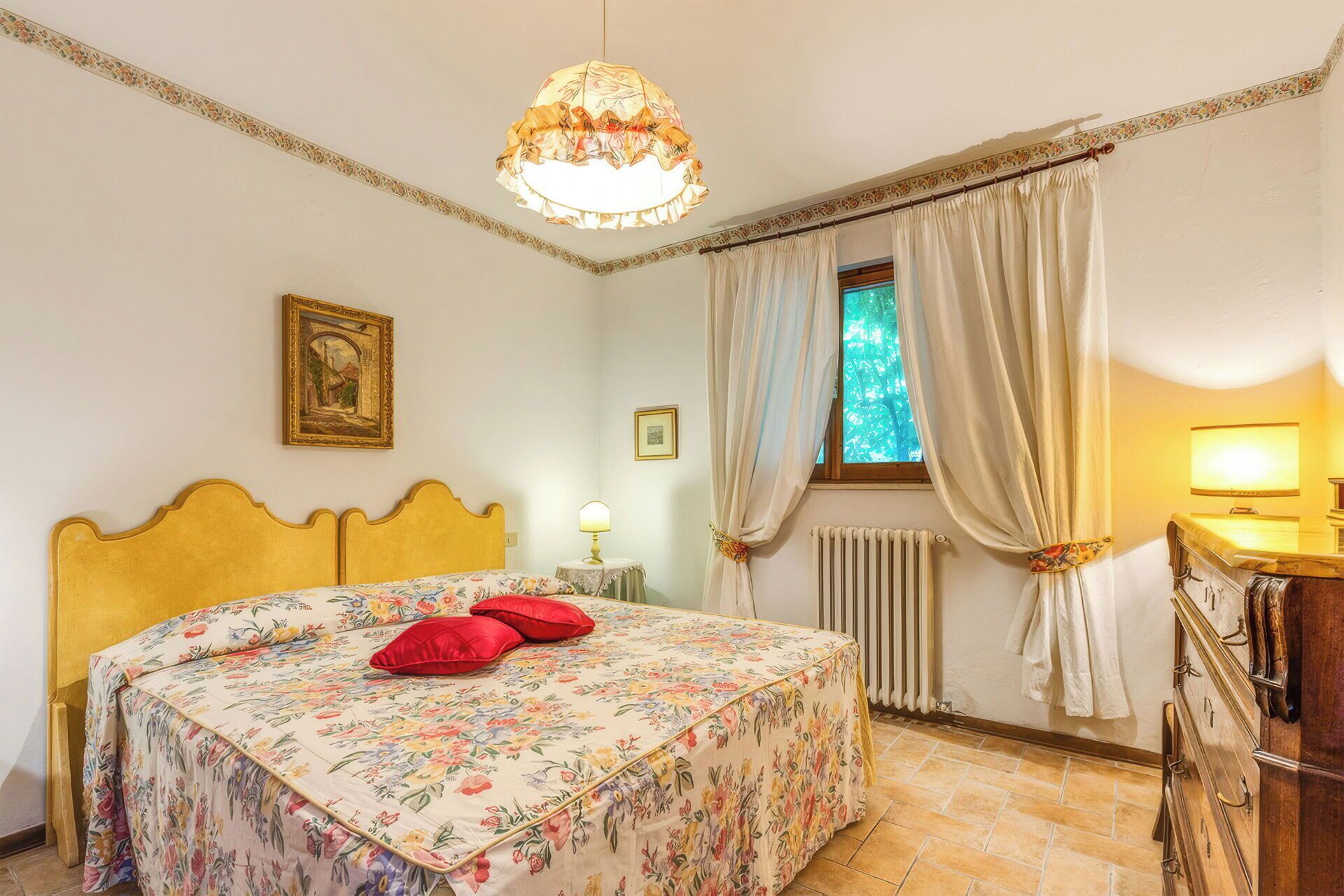 2 Schlafzimmer, Reisekinderbett, kostenloses WLAN