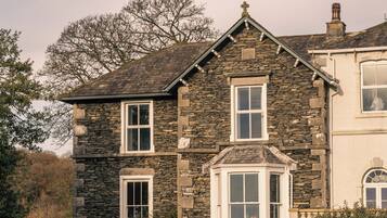 ์๋ฐ ์์ค ์ ๋ฉด