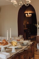 Desayuno a la carta gratuito y diario