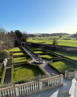 Utsikt mot trädgården