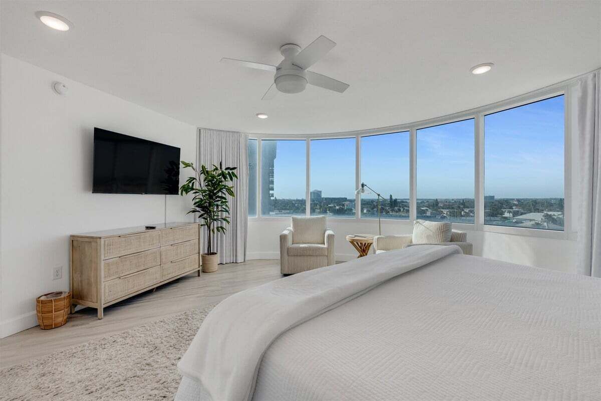 3 bedrooms, iron/ironing board, Internet, bed sheets