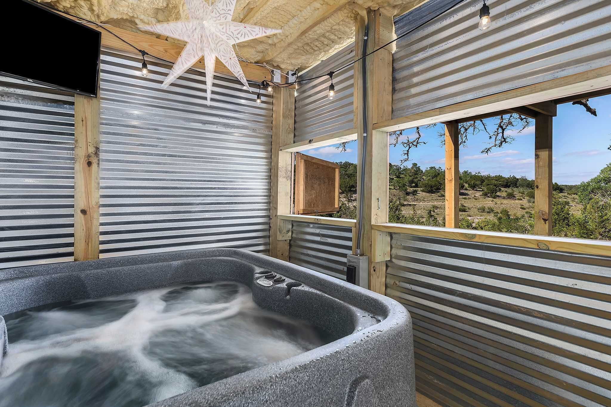 Indoor spa tub