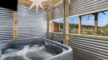 Indoor spa tub