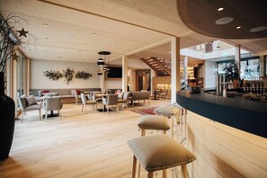 Bar (in der Unterkunft)