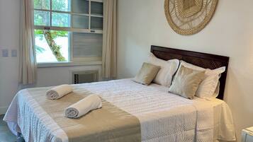 Comfort Double Room, Sea View | Desk, laptop workspace, free WiFi