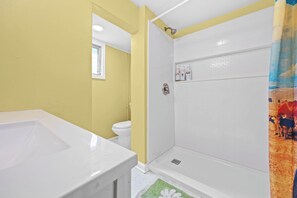 تجهيزات دش، مجففات شعر، مناشف