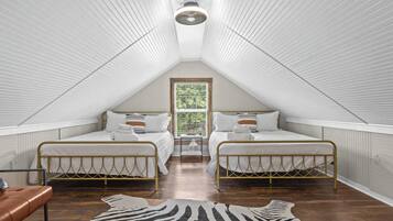 3 dormitoris, planxa i posts de planxar, wifi i roba de llit